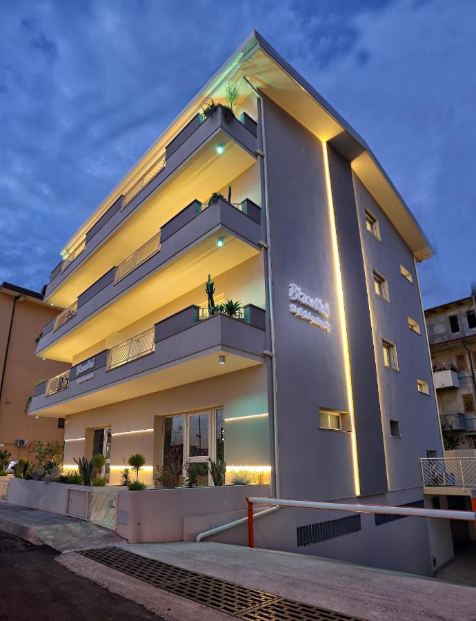 Bizantini Tropea 아파트 호텔 외부 사진